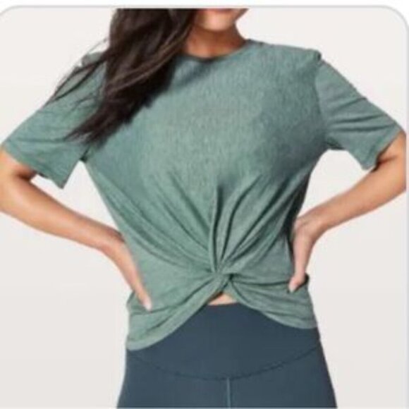 Lululemon Blue Sheer Swirl Print Twist Front Tee - Picture 1 of 5